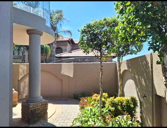 4 BEDROOM HOUSE FOR SALE IN SONNEVELD